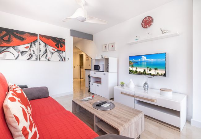 Appartement in Benidorm - Anna Apartment 4-C Levante Beach