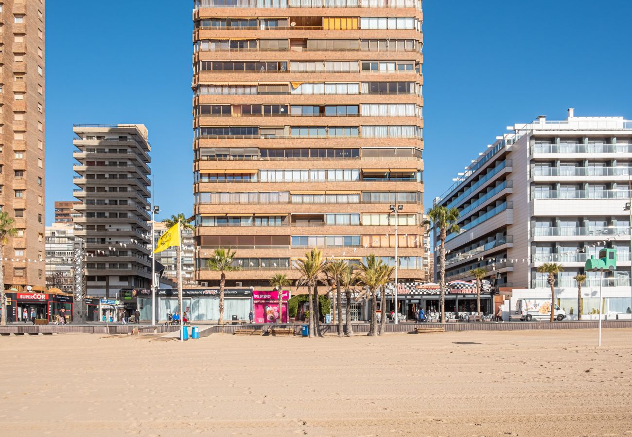 Apartment in Benidorm - Principado Arena Levante Beach