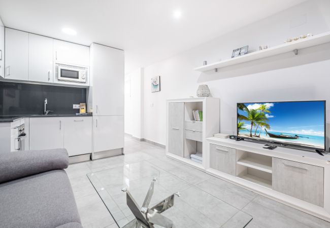 Апартаменты на Benidorm -  Piscis 10-8 Apartment Levante Beach